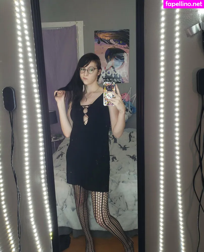 gothravemom, new_era_kara Nude Leaked OnlyFans Photo #8u46UDs7Sy