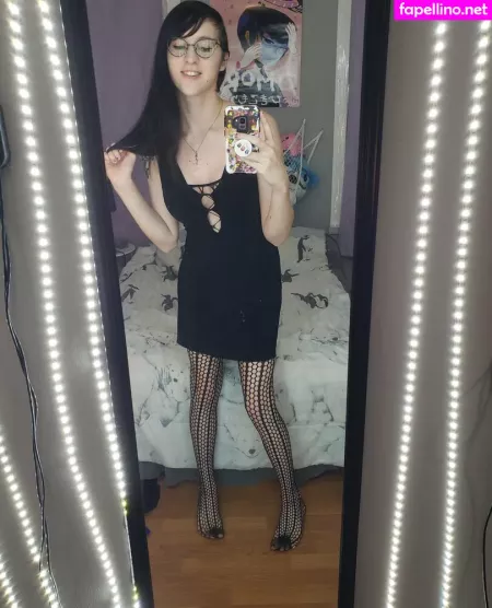 Gothravemom OnlyFans Thumbnail #IRagCj7p19