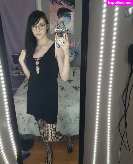 Gothravemom OnlyFans Thumbnail #XjbV0PEBEE