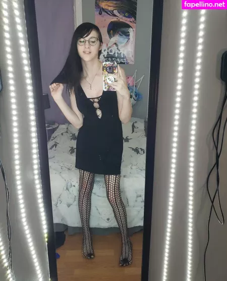 Gothravemom OnlyFans Thumbnail #kQiuskXDFk