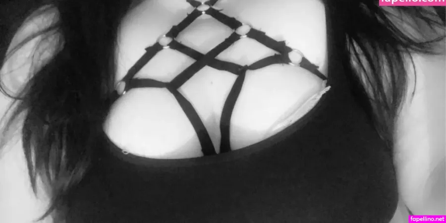 Gothriana OnlyFans Thumbnail #MTMzpDABm4