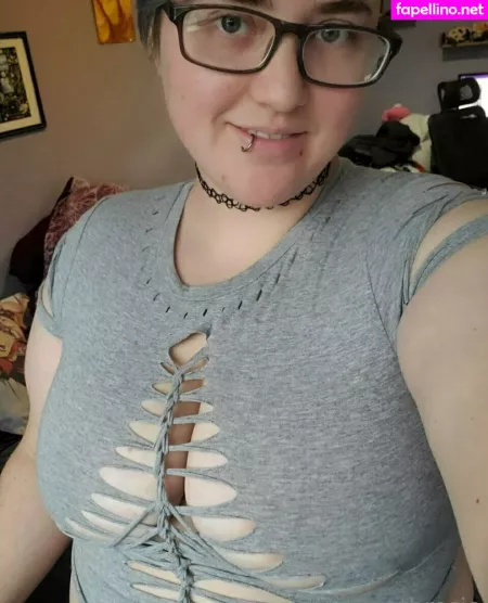 Gothrosie OnlyFans Thumbnail #1DyeCDXJmO