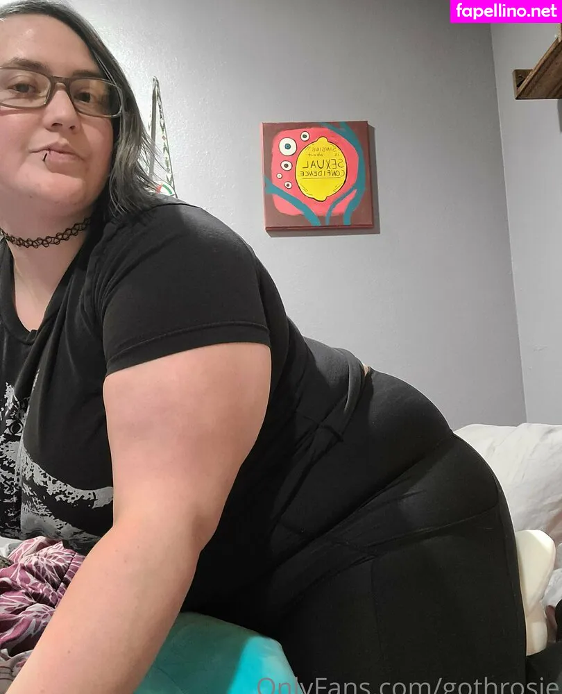 gothrosie, gothrosie_ Nude Leaked OnlyFans Photo #ODJAgSooWB