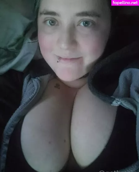 Gothrosie OnlyFans Thumbnail #Zf51rhPxKL