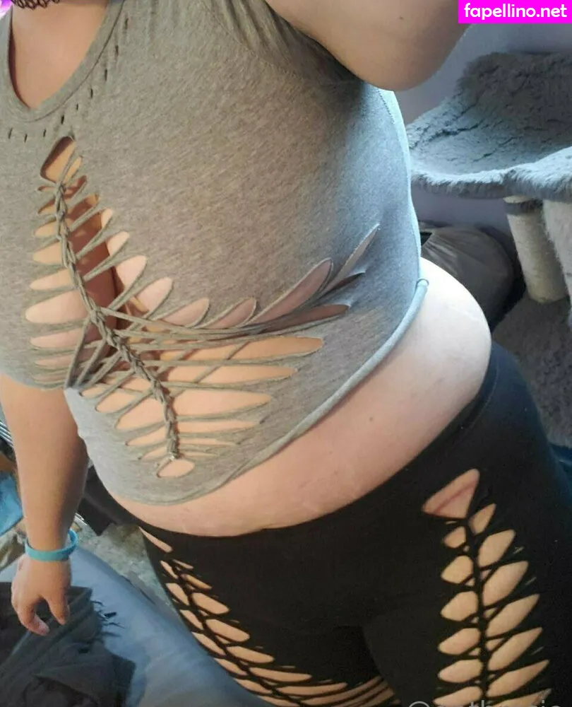 gothrosie, gothrosie_ Nude Leaked OnlyFans Photo #iUehmvvNIn