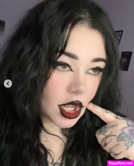 Gothxparadoxxx OnlyFans Thumbnail #1YMmMVgNvA