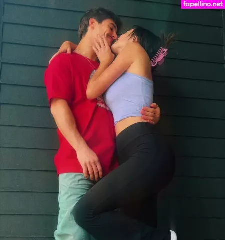 Grace 1 OnlyFans Thumbnail #9GmQHyrRi5