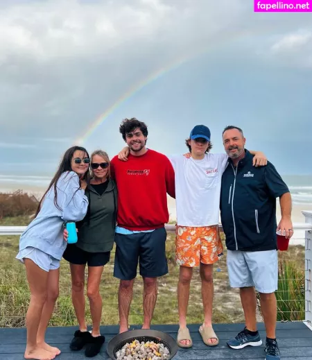 Grace 1 OnlyFans Thumbnail #WkqiVN4pvk