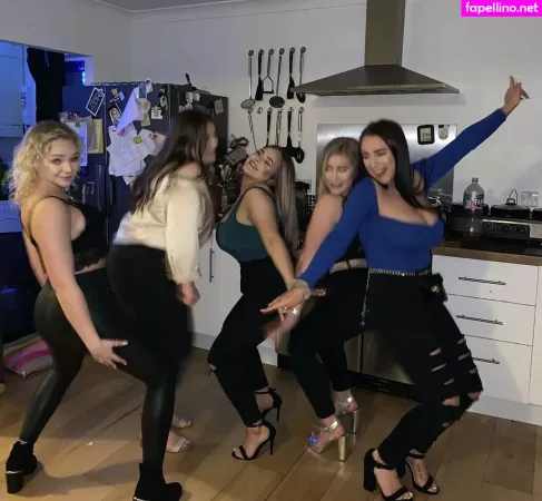 Grace Baker OnlyFans Thumbnail #g0EbFBrRUJ