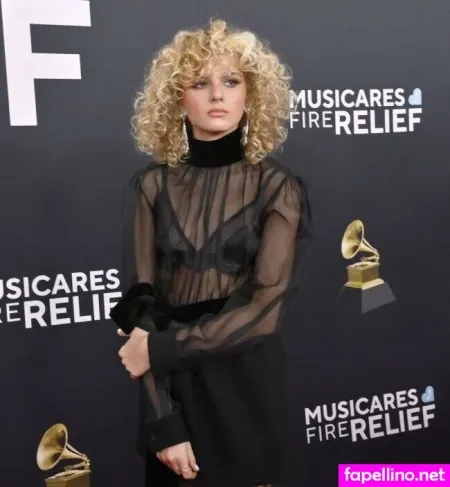 Grace Bowers OnlyFans Thumbnail #XdqtHCtDtm