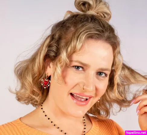 Grace Campbell OnlyFans Thumbnail #0AbLohPiJD