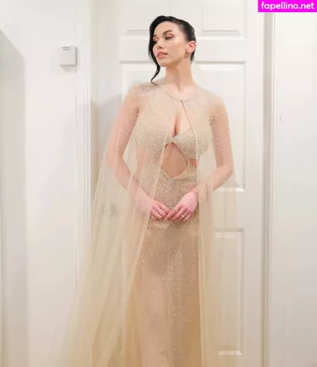 Grace Caroline Currey OnlyFans Thumbnail #HNJnZy395d