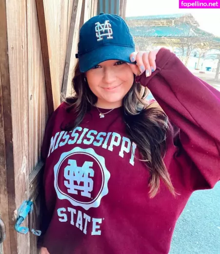 Grace H OnlyFans Thumbnail #0ttBUiOx8z