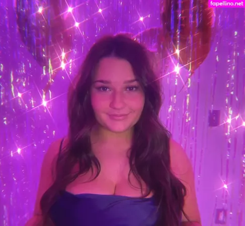 Grace H OnlyFans Thumbnail #eaRzw0CGSH