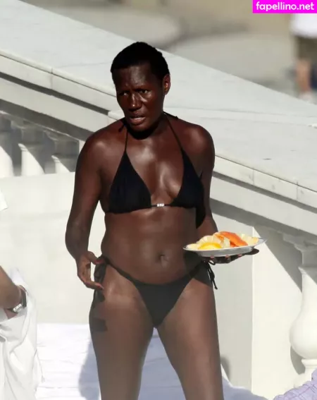 Grace Jones OnlyFans Thumbnail #aw8q8W2dB5