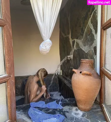 Grace Kennedy Piehl OnlyFans Thumbnail #GWzbeYF6mi