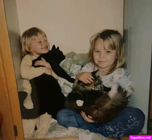 Grace Kivlin OnlyFans Thumbnail #MaXIJBo8zH