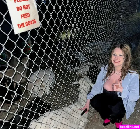 Grace Kivlin OnlyFans Thumbnail #orbfmb10eG