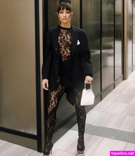 Grace Palmer OnlyFans Thumbnail #LMZlMQkVuX