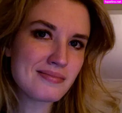 Grace Randolph OnlyFans Thumbnail #butosUxDNz