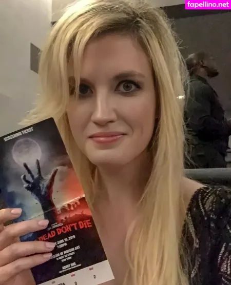 Grace Randolph OnlyFans Thumbnail #uIvFY1ixE3