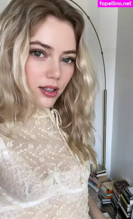 Grace Van Dien OnlyFans Thumbnail #f4PxMWVQe0