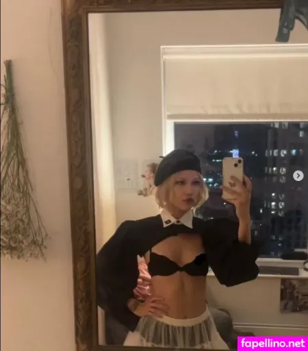 Grace Vanderwaal OnlyFans Thumbnail #wnfErXDx51