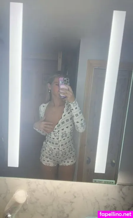 Grace Xo16 2 OnlyFans Thumbnail #FiQZUZ52lk