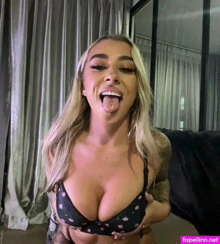 Graceharrington OnlyFans Thumbnail #bOlJxfUNsB