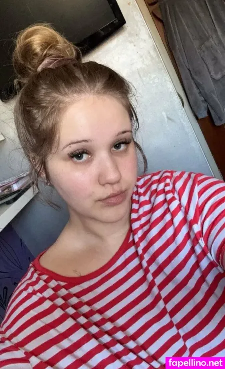 Gracehasmilkers OnlyFans Thumbnail #0sIPsZRY1d