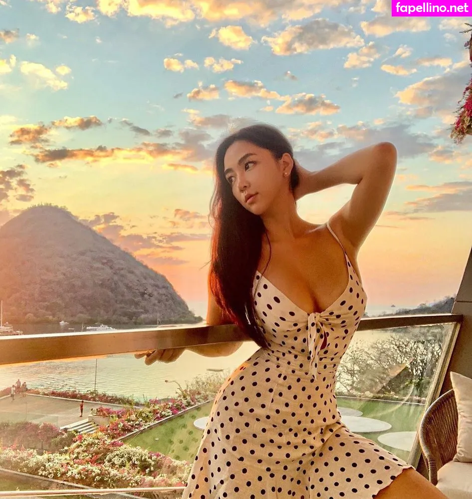 bygrace, grace-kx, gracekim, yt.gracek Nude Leaked OnlyFans Photo #0WTkAUAPGA