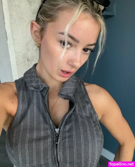 Graceleex OnlyFans Thumbnail #WScOK9CE90