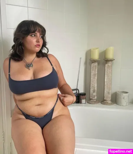 Gracexholland 1 OnlyFans Thumbnail #BaC2mlVZSb