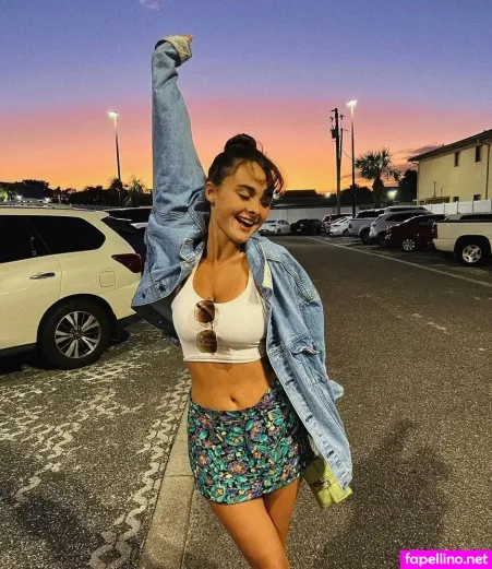 Graci Coffey OnlyFans Thumbnail #J1q2VmGo3K