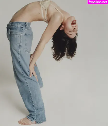 Gracie Abrams OnlyFans Thumbnail #33p8Nlcmav