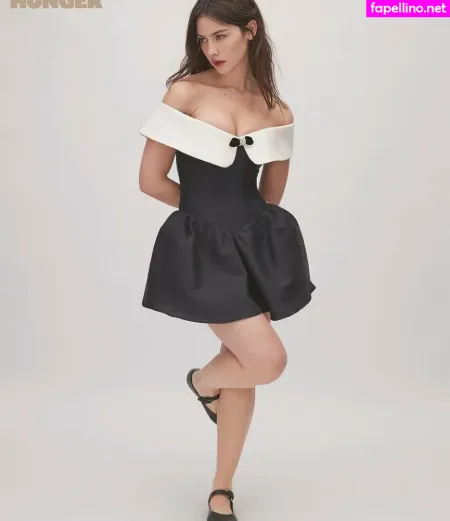 Gracie Abrams OnlyFans Thumbnail #38axugqJ4y