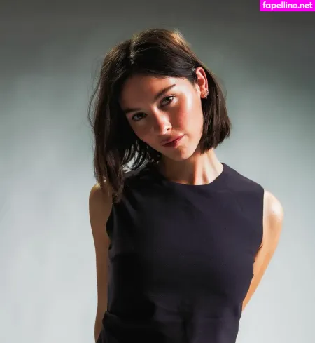 Gracie Abrams OnlyFans Thumbnail #A38PwsFb6h