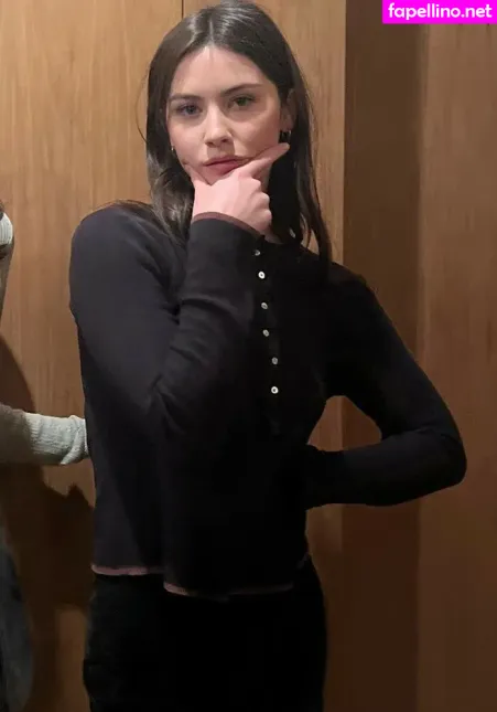 Gracie Abrams OnlyFans Thumbnail #AlVQWanM70