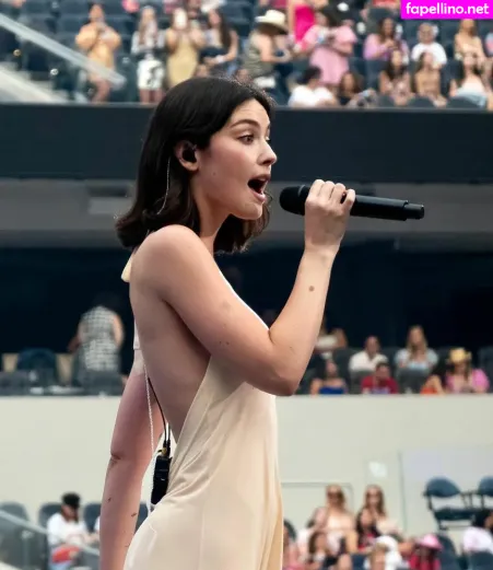 Gracie Abrams OnlyFans Thumbnail #BoIVe2hRuV