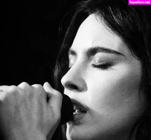 Gracie Abrams OnlyFans Thumbnail #BpGmb8Zttc