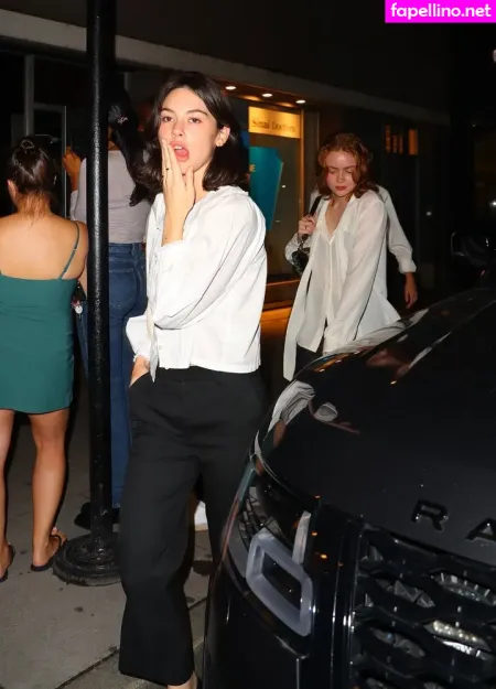 Gracie Abrams OnlyFans Thumbnail #NSdD5nVBDk