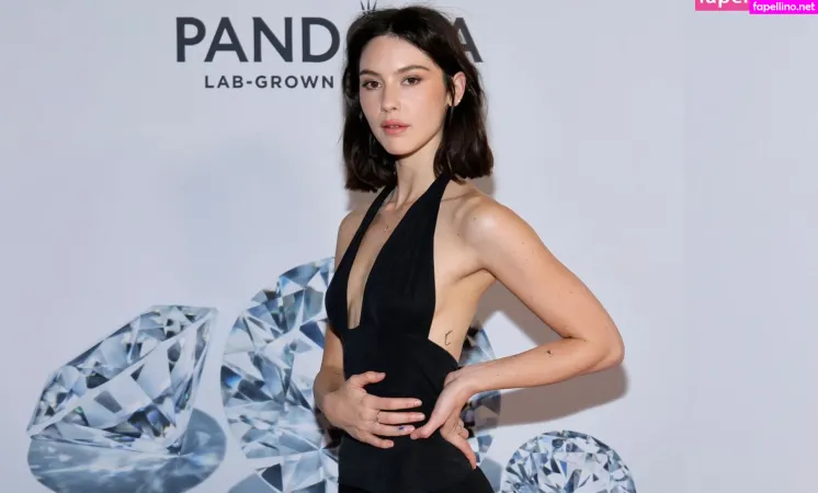 Gracie Abrams OnlyFans Thumbnail #TFhiAN2TCa