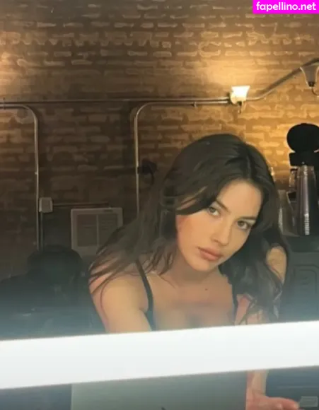 Gracie Abrams OnlyFans Thumbnail #U6ynVORPgS