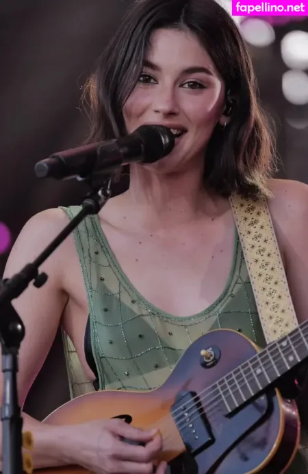 Gracie Abrams OnlyFans Thumbnail #VRmhCanBz8