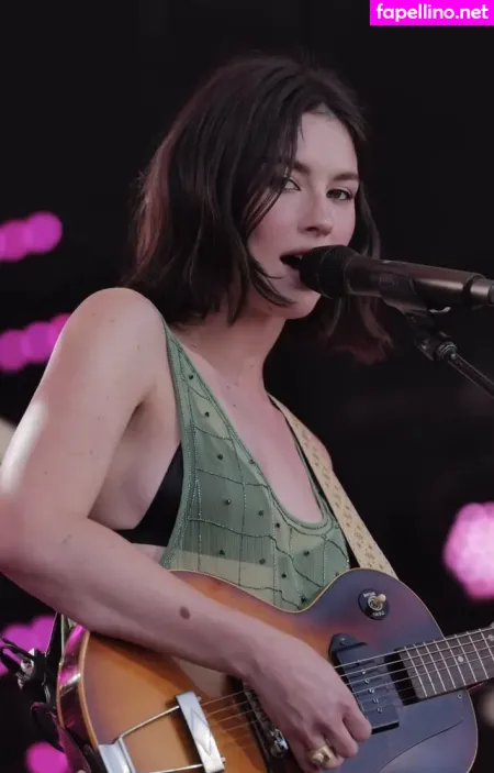 Gracie Abrams OnlyFans Thumbnail #XCsadntjGH