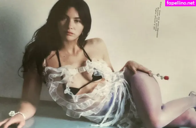 Gracie Abrams OnlyFans Thumbnail #ZE6Erw2DkZ