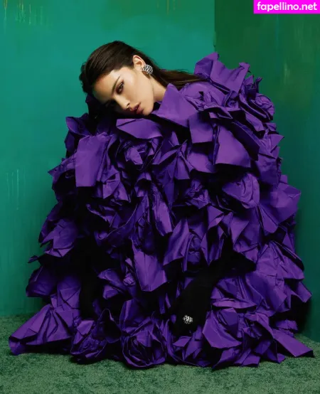 Gracie Abrams OnlyFans Thumbnail #bRoicCR5Ts