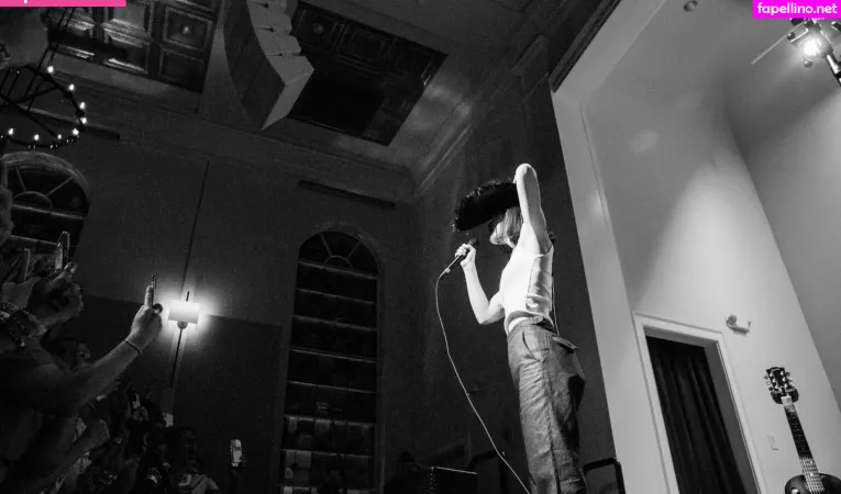 Gracie Abrams OnlyFans Thumbnail #cHHWU5CWeG