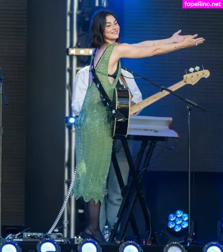 Gracie Abrams OnlyFans Thumbnail #cXGxK03ut9