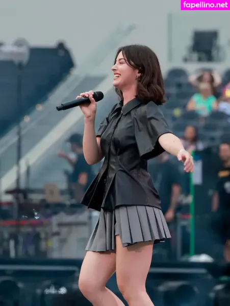 Gracie Abrams OnlyFans Thumbnail #fGgnxCZ2K9